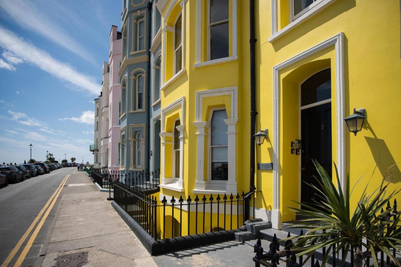 The Nest - 1 Bedroom Apartment - Tenby Exterior photo